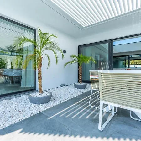 Villa Azize