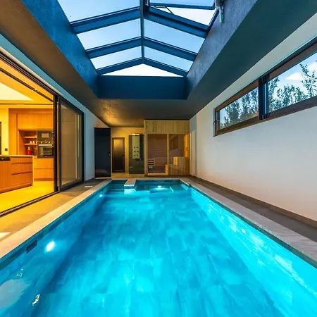 Azize Villa
